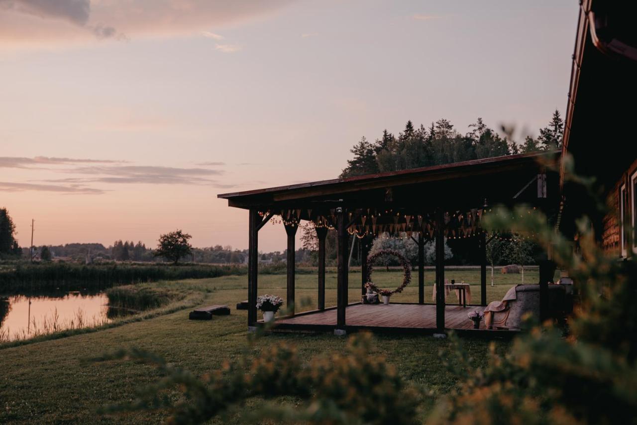 Viesu Nams Rukisi Hotel Rugaji Kültér fotó