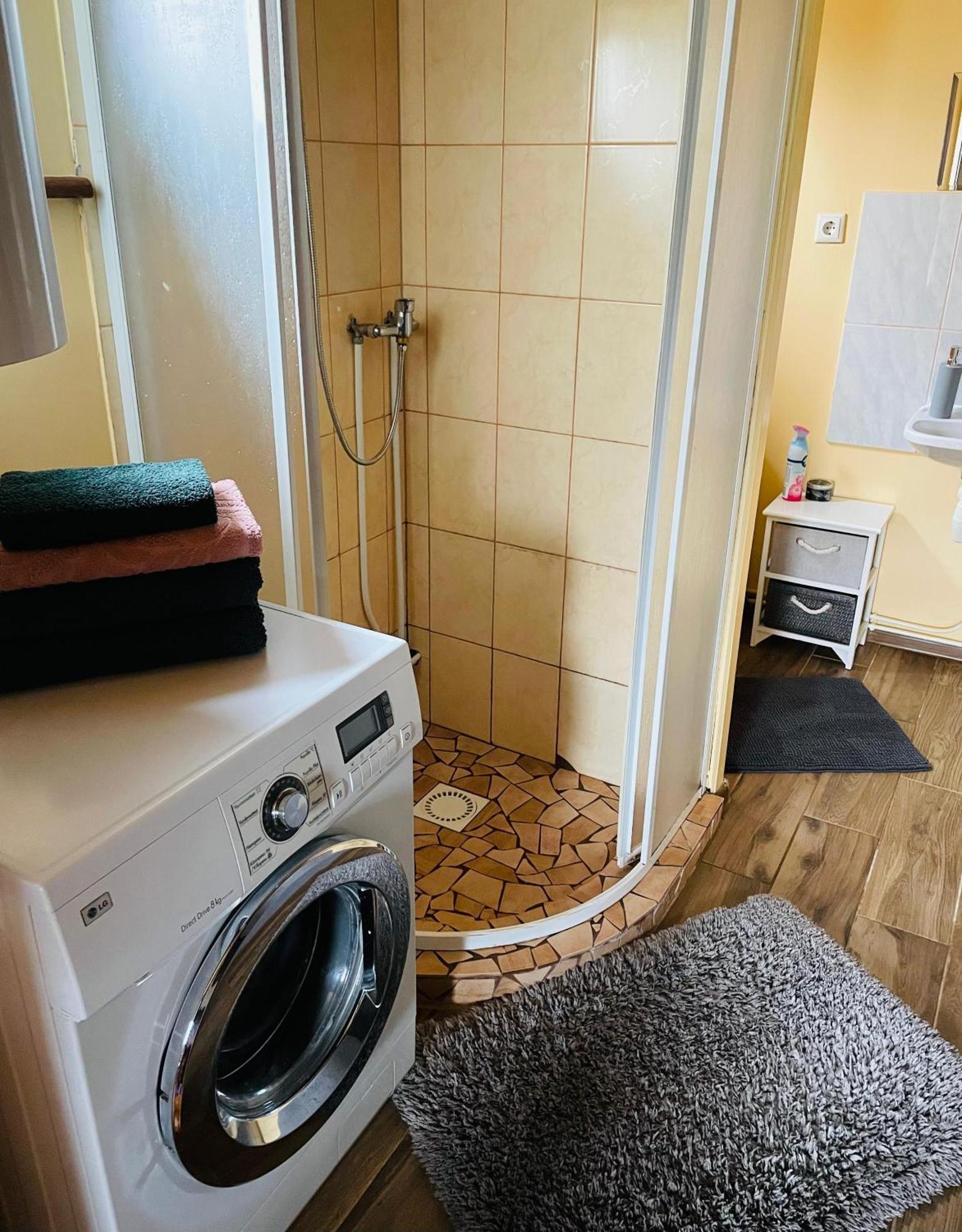 Viesu Nams Rukisi Hotel Rugaji Kültér fotó